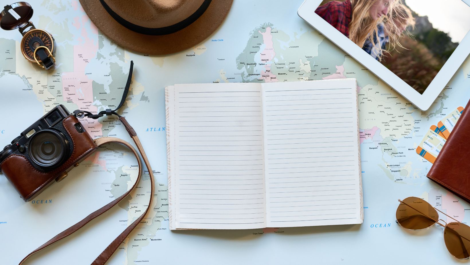 creative journaling in travelers notebook